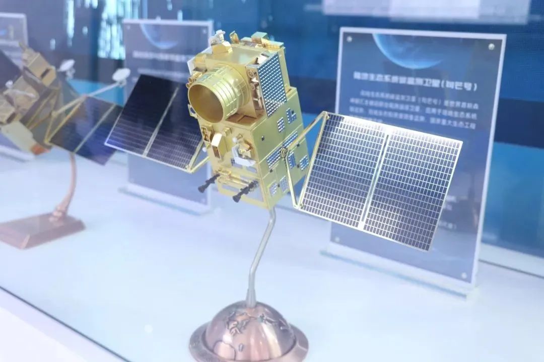 太空1.jpg